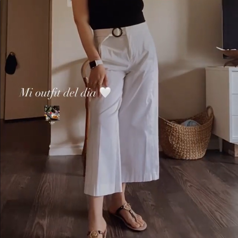 Wide leg crop / ankle pants